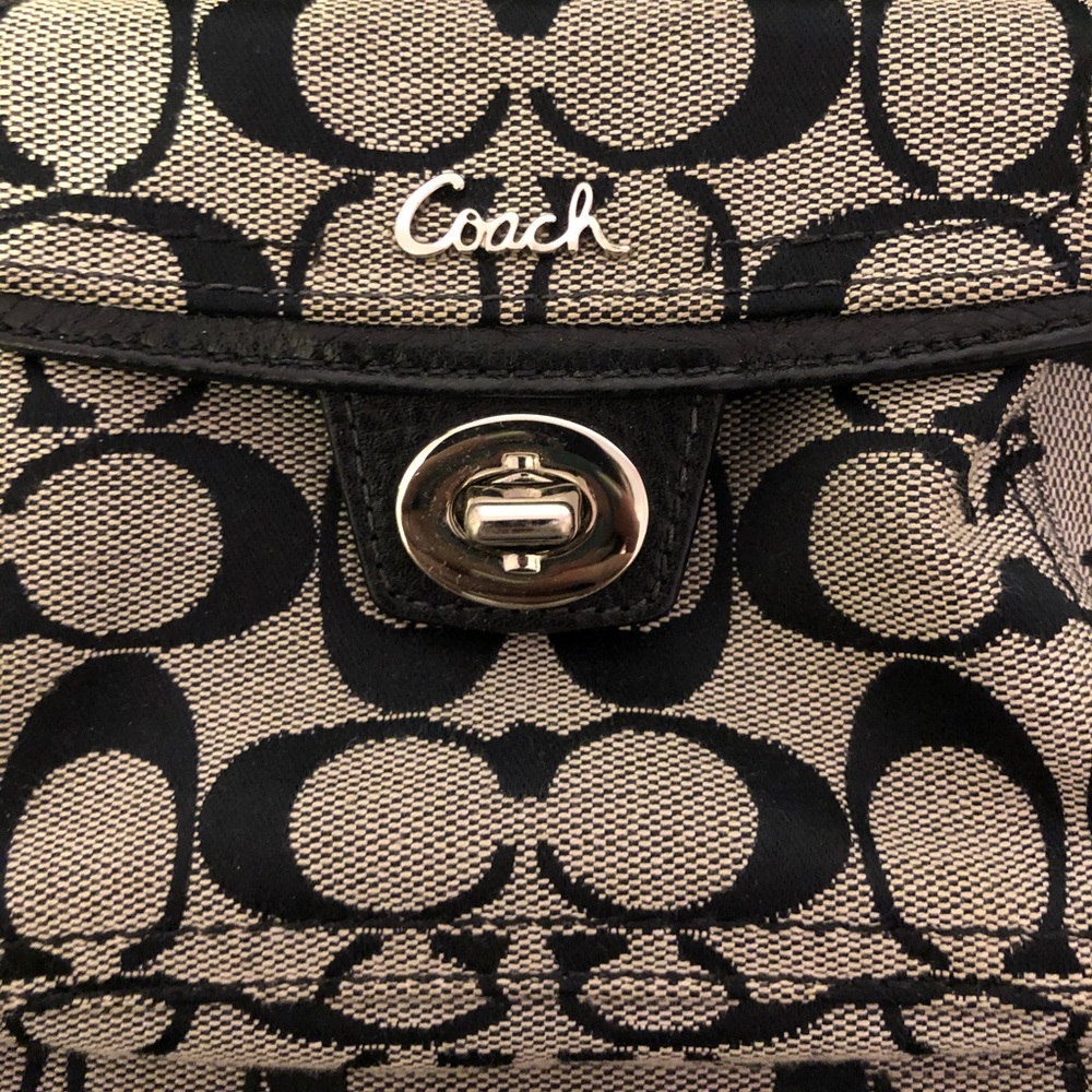 100% authentic COACH women’s crossbody bag